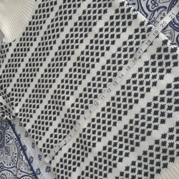 Ann Taylor Petite Sz SP Turtleneck Wool Blend Sweater - Picture 8 of 15